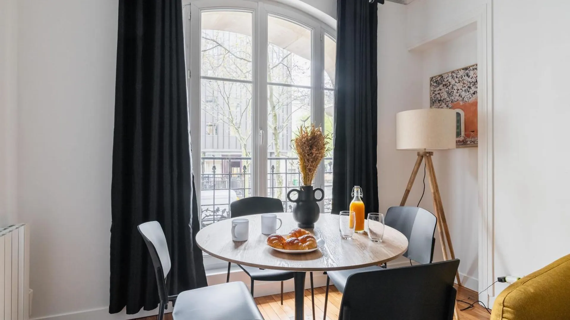 2 Pieces Refait Neuf Centre - 19 - 4p - Flat-guest Paris